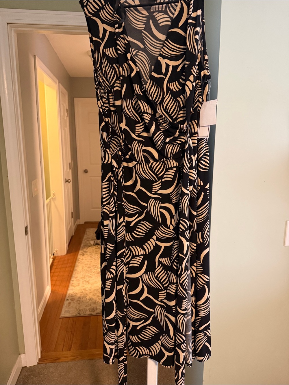 JM Collection Black and Cream Abstract Leaf-Print Wrap Midi Dress